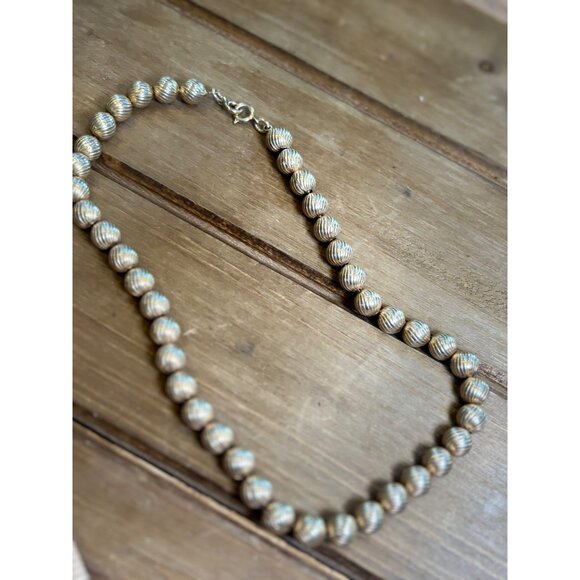 Vintage Gold-Tone Textured Bead Necklace - Picture 4 of 5